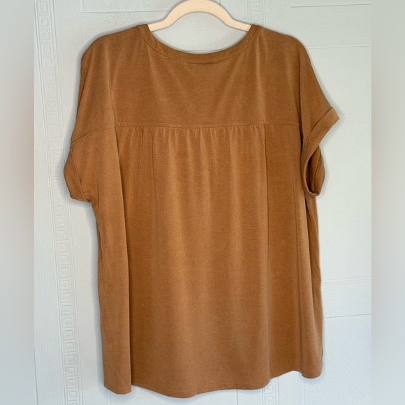 J. Jill Relaxed Fit Tan V-Neck Short Sleeve Pocket Tee Size XL Oversized - Picture 2 of 11